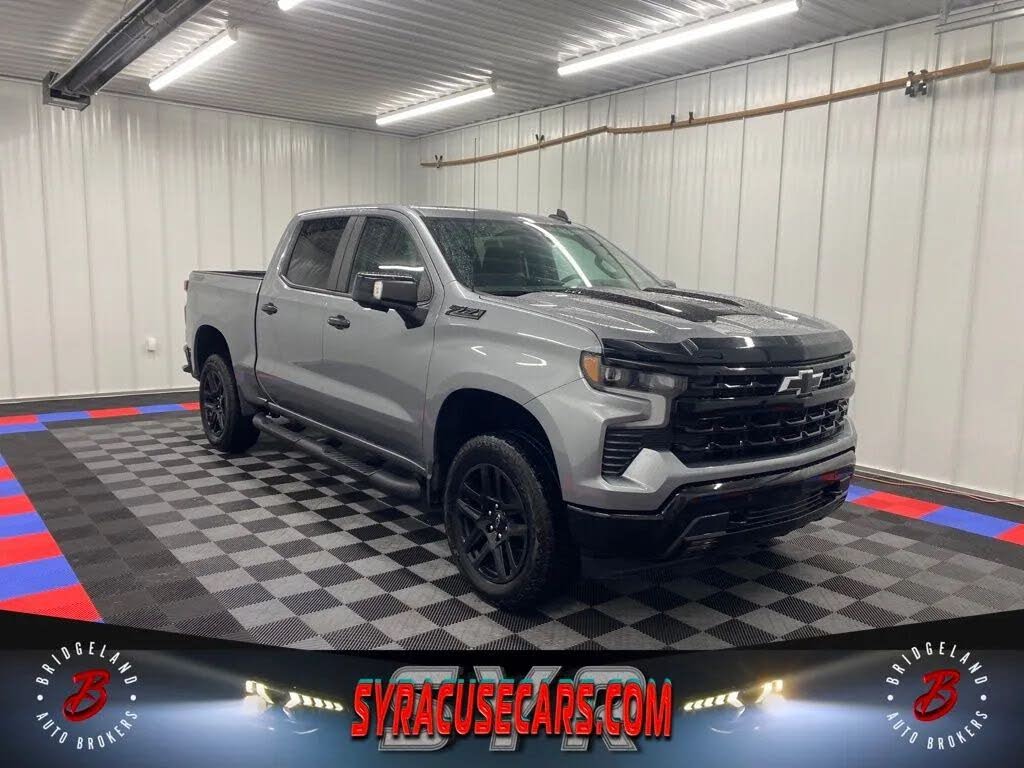 2025 Chevrolet Silverado 1500 LT Trail Boss Crew Cab 4WD