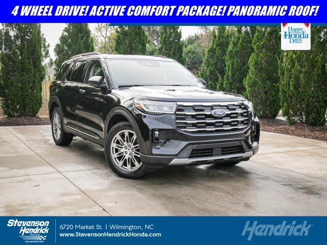 2025 Ford Explorer Active AWD