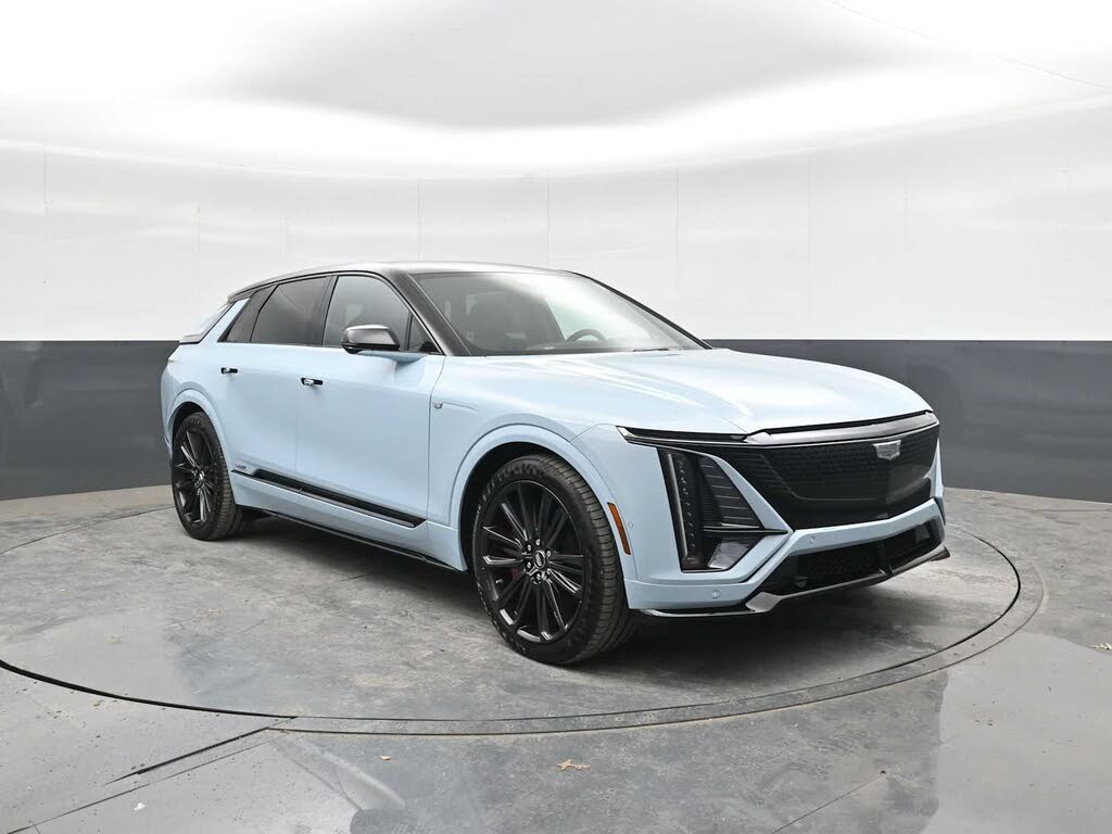 2026 Cadillac LYRIQ-V AWD