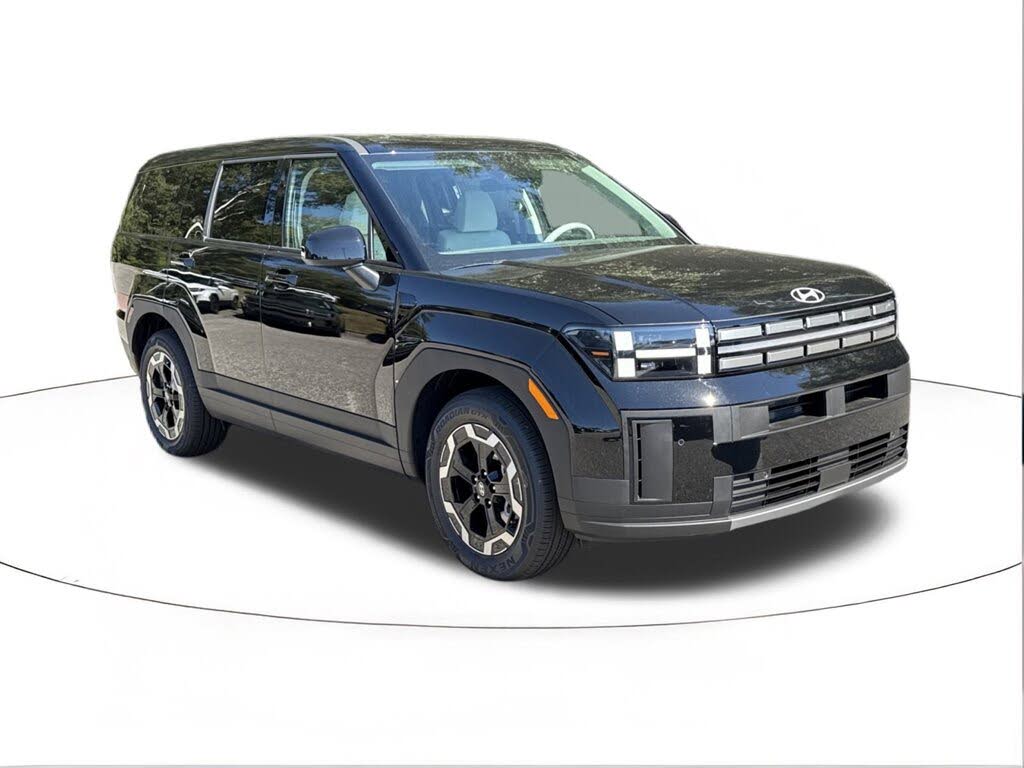 2026 Hyundai Santa Fe SE FWD