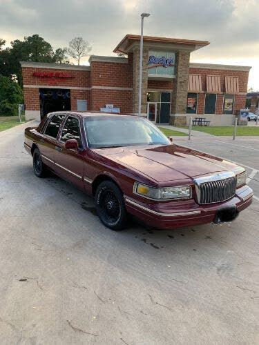 1997 Lincoln Town Car Signature