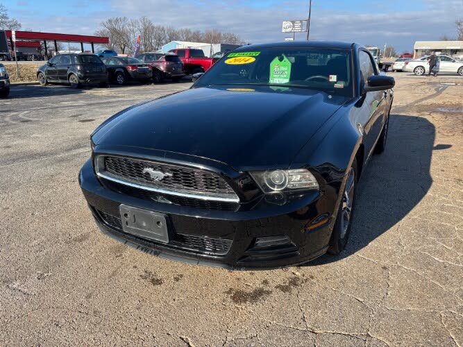 2014 Ford Mustang V6 Coupe RWD