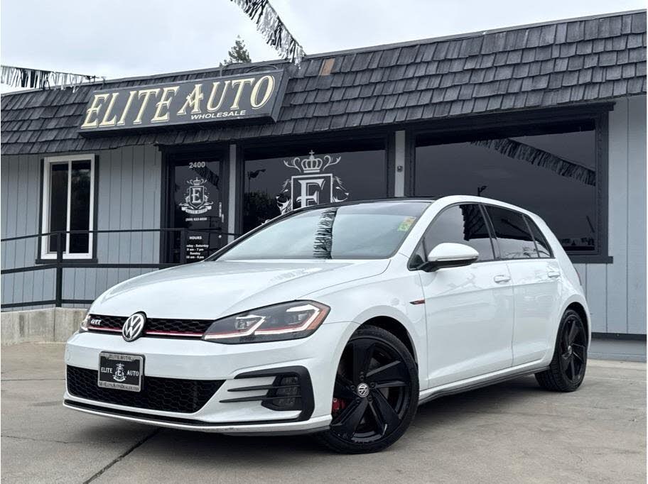 2018 Volkswagen Golf GTI 2.0T SE 4-Door FWD