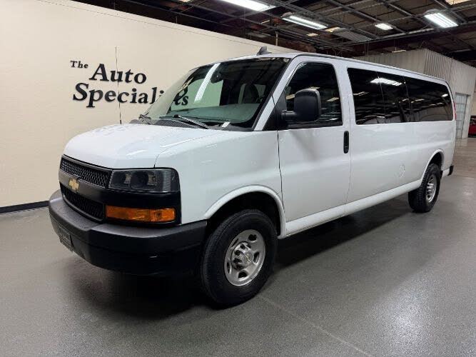 2022 Chevrolet Express 3500 LS Extended RWD