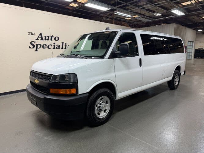 2022 Chevrolet Express 3500 LS Extended RWD