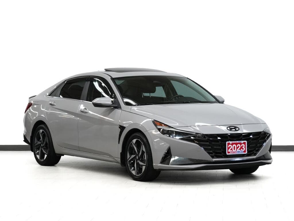 2023 Hyundai Elantra Luxury FWD