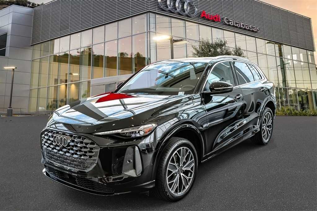 2025 Audi Q5 quattro Premium Plus 40 TFSI