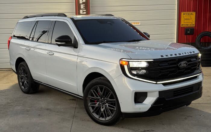 2025 Ford Expedition Platinum 4WD