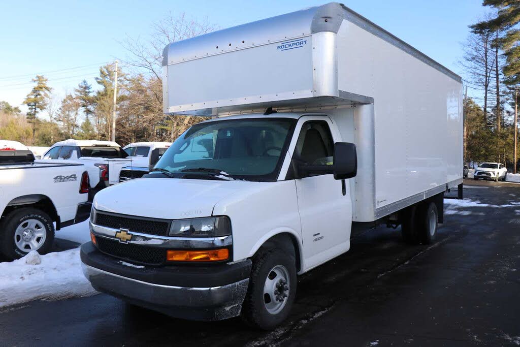 2026 Chevrolet Express Chassis 4500 Cutaway 177