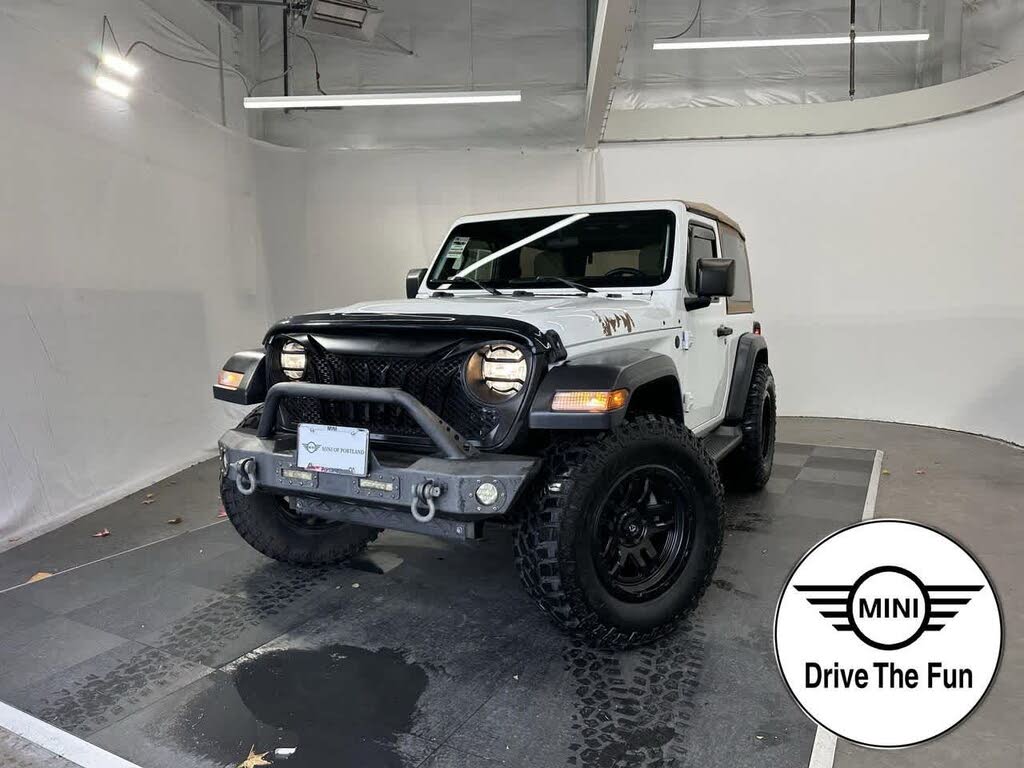 2020 Jeep Wrangler Black and Tan 4WD