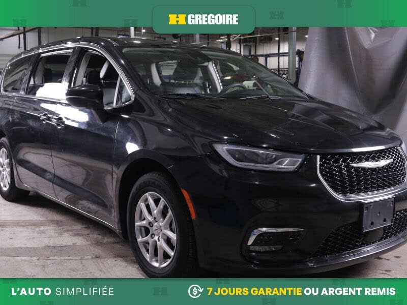 Chrysler Pacifica Touring L FWD 2023