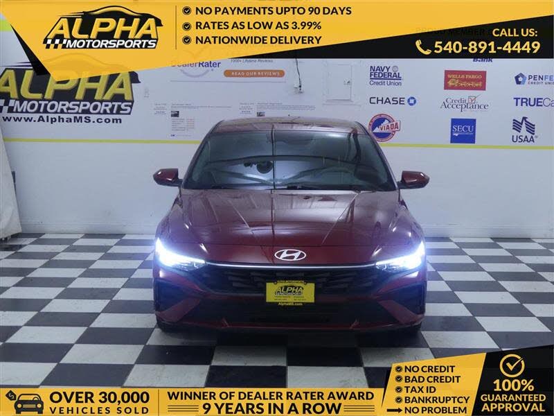 2024 Hyundai Elantra SEL FWD