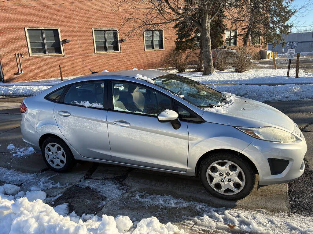 2013 Ford Fiesta S