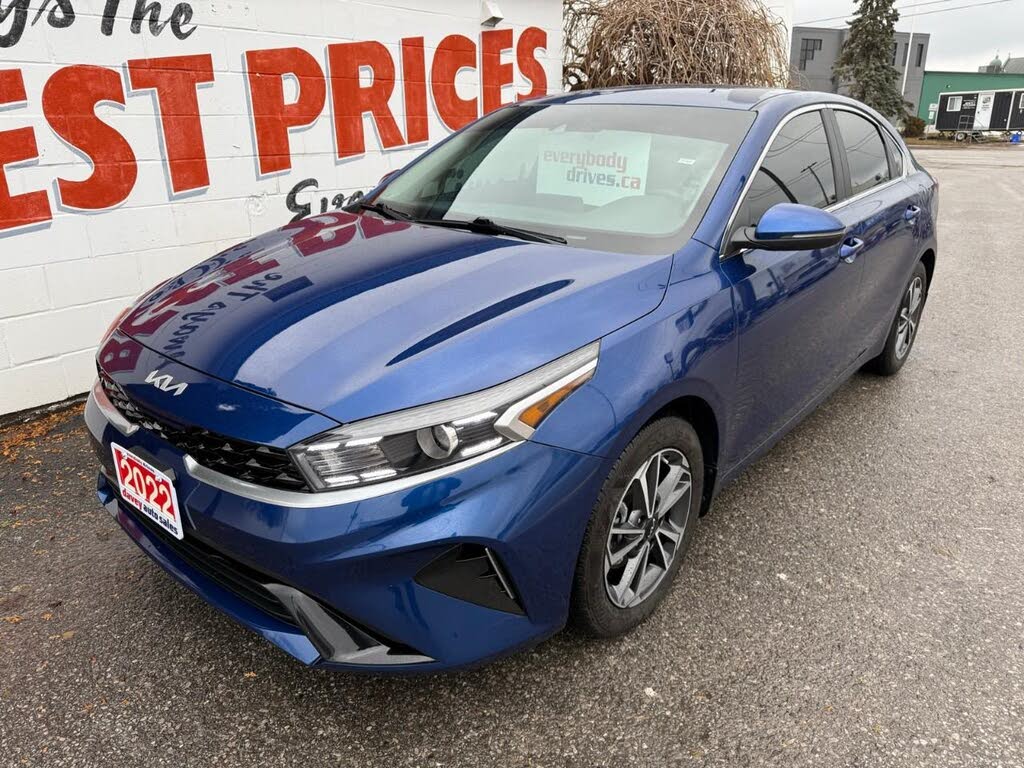 2022 Kia Forte EX FWD