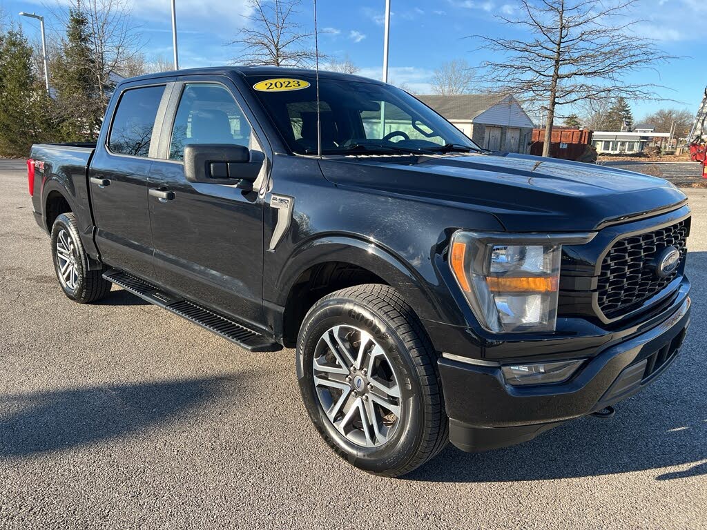 2023 Ford F-150 XL SuperCrew 4WD