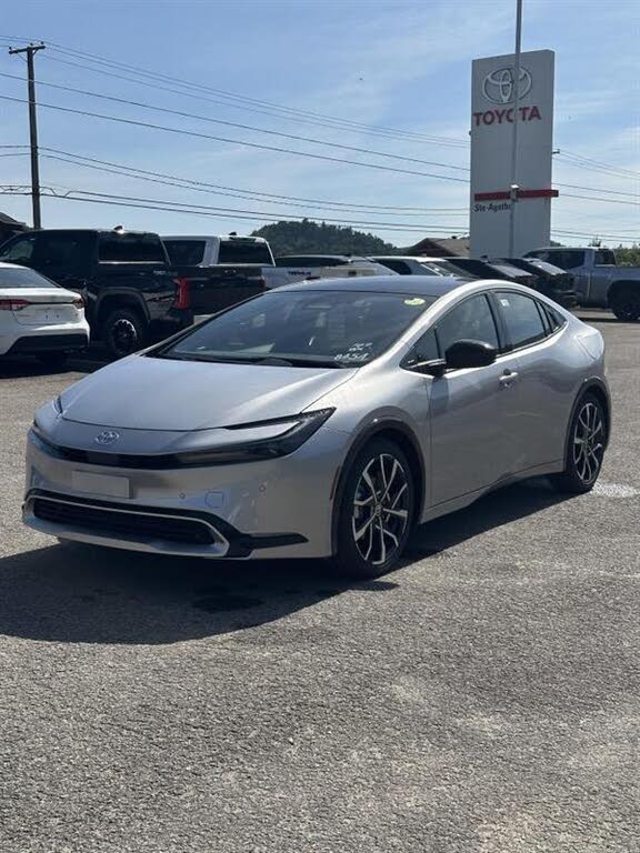 2025 Toyota Prius Plug-In Hybrid XSE FWD