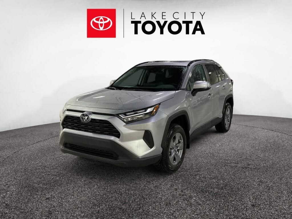 2025 Toyota RAV4 Hybrid XLE AWD