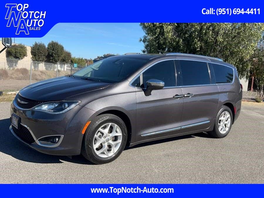 2020 Chrysler Pacifica Limited FWD