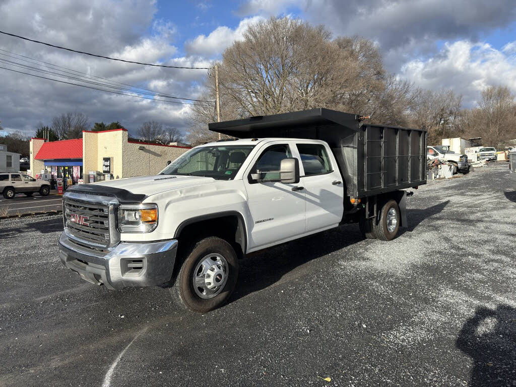 2015 GMC Sierra 3500HD Base Crew Cab LB DRW 4WD