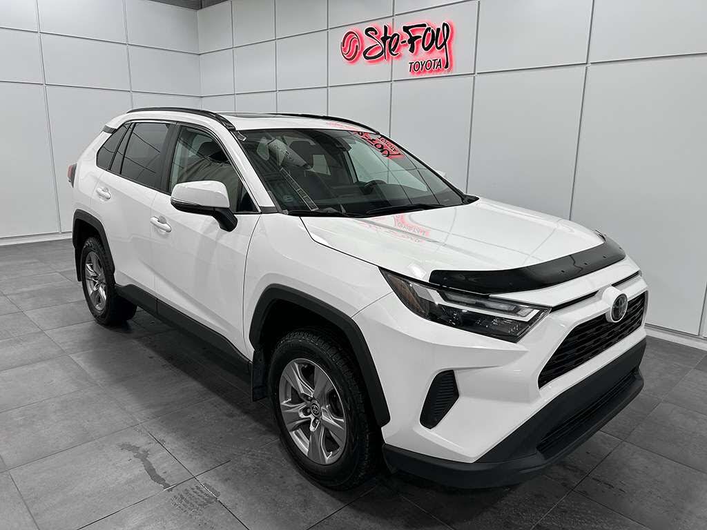 2022 Toyota RAV4 XLE AWD
