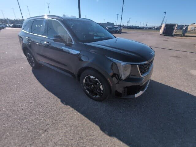2025 Kia Sorento S FWD