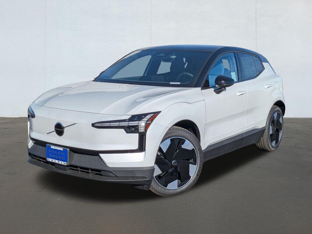 2026 Volvo EX30 Twin Plus eAWD