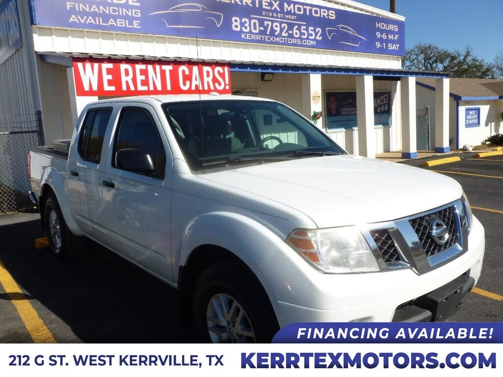 2017 Nissan Frontier SV V6 Crew Cab 4WD