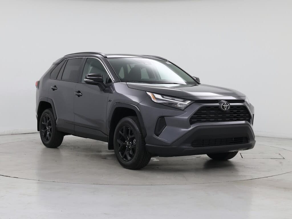 2025 Toyota RAV4 XLE FWD