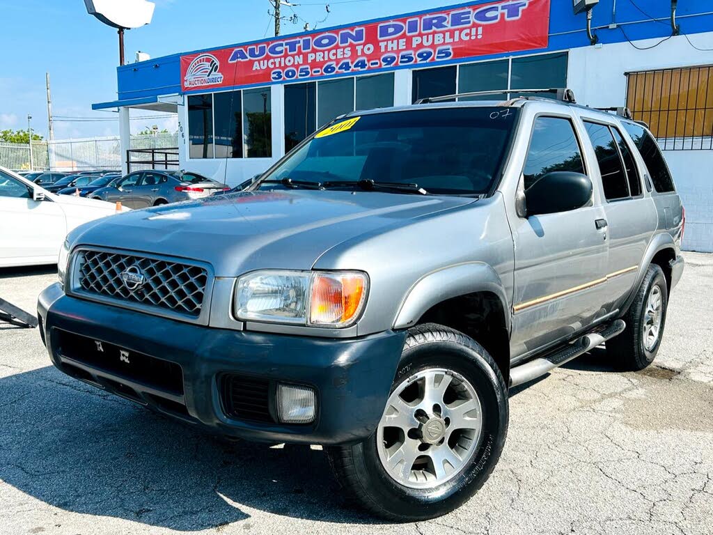 2001 Nissan Pathfinder SE