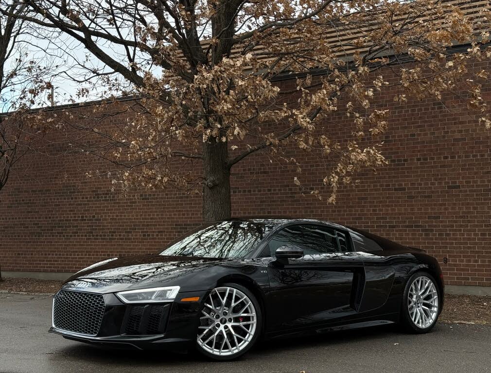 2017 Audi R8 quattro V10 Coupe AWD