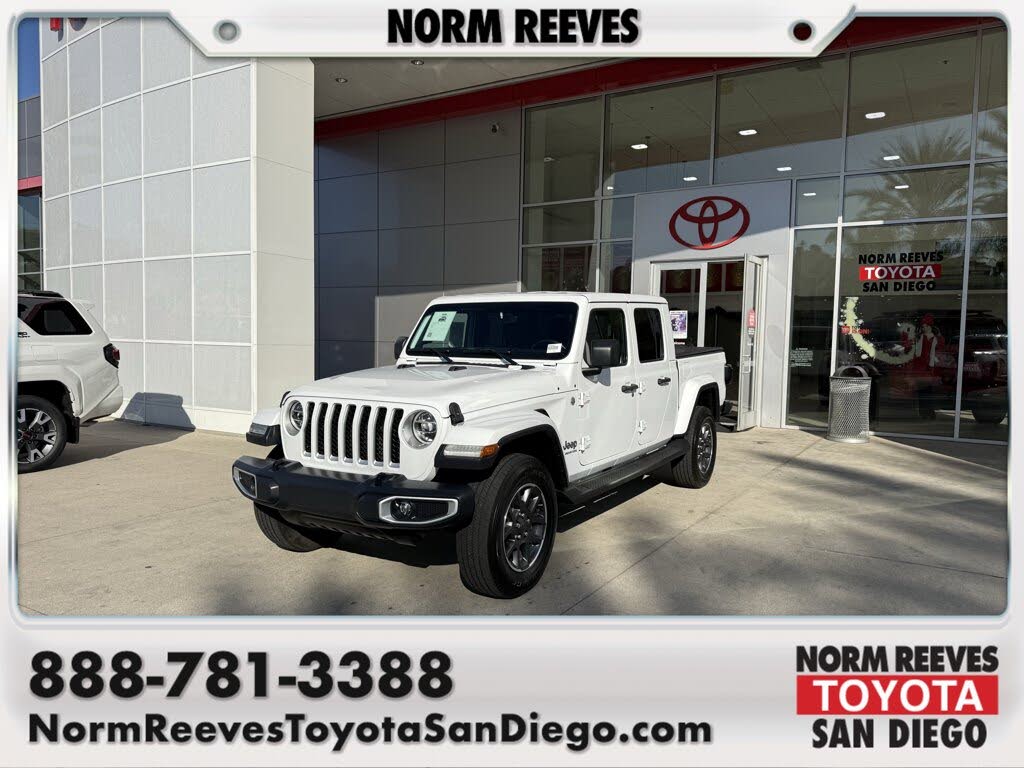 2020 Jeep Gladiator Overland Crew Cab 4WD