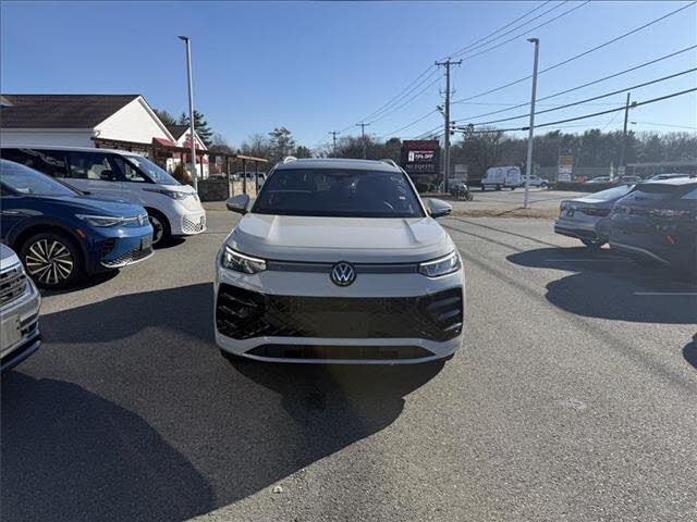 2026 Volkswagen Tiguan SEL R-Line Turbo 4Motion