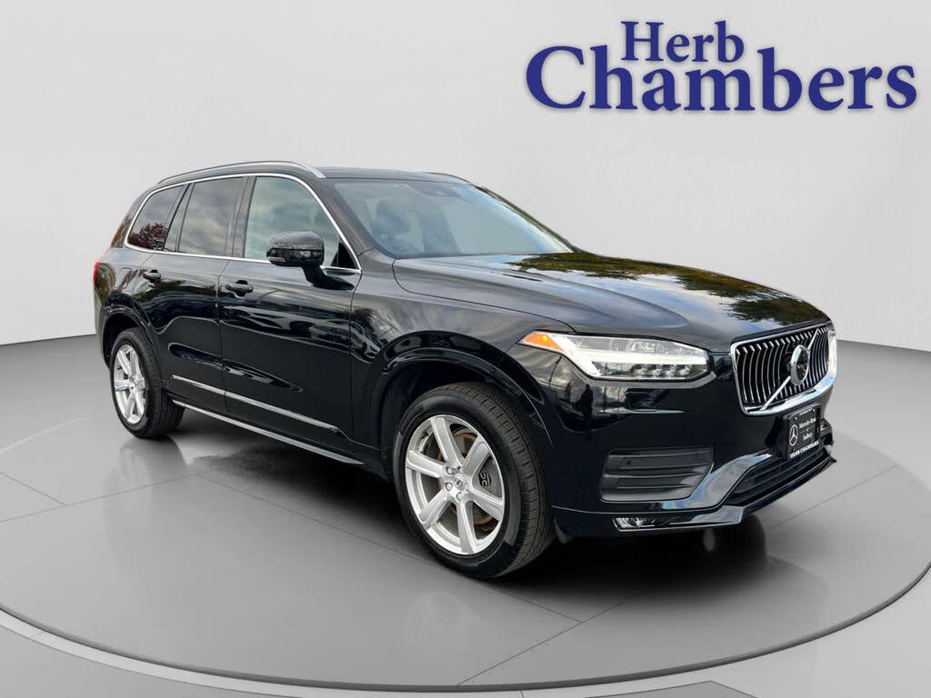 2020 Volvo XC90 T6 Momentum 7-Passenger AWD