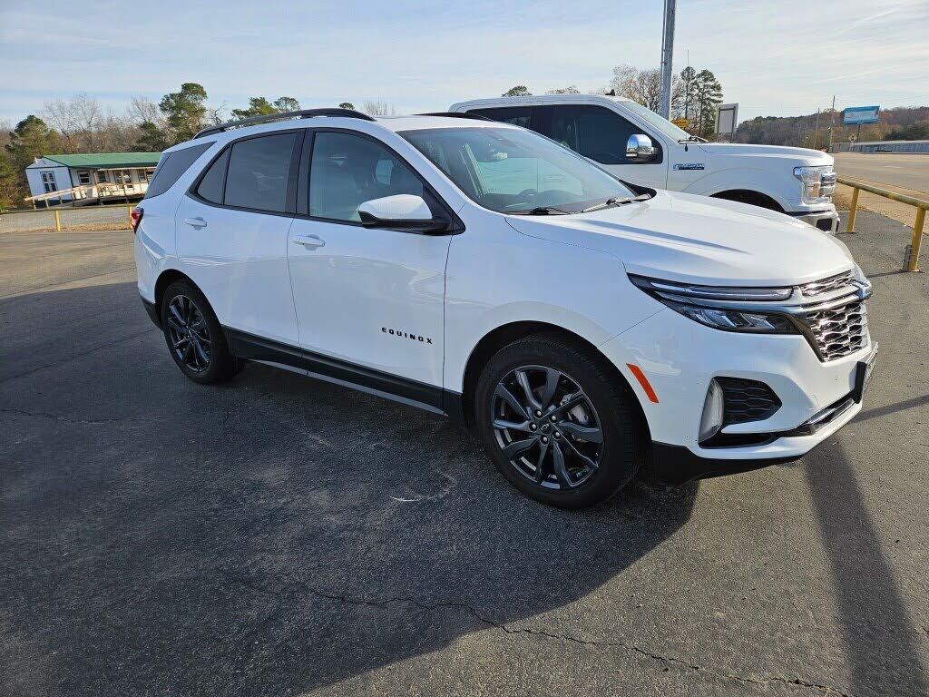 2023 Chevrolet Equinox RS with 1RS FWD