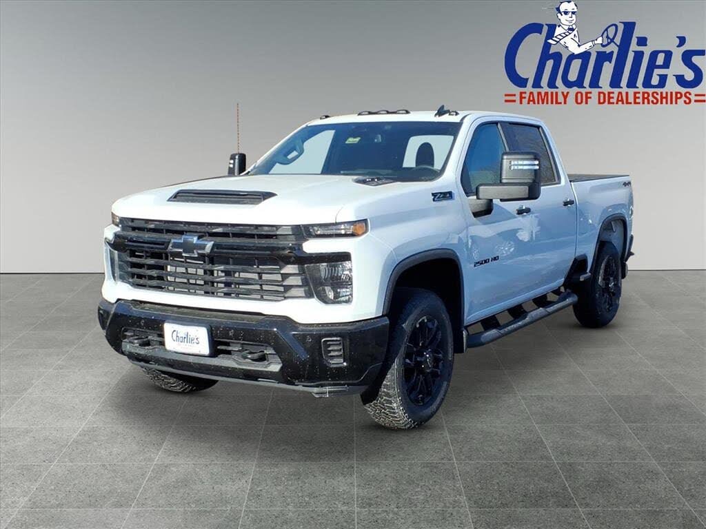 2026 Chevrolet Silverado 2500HD Custom Crew Cab 4WD