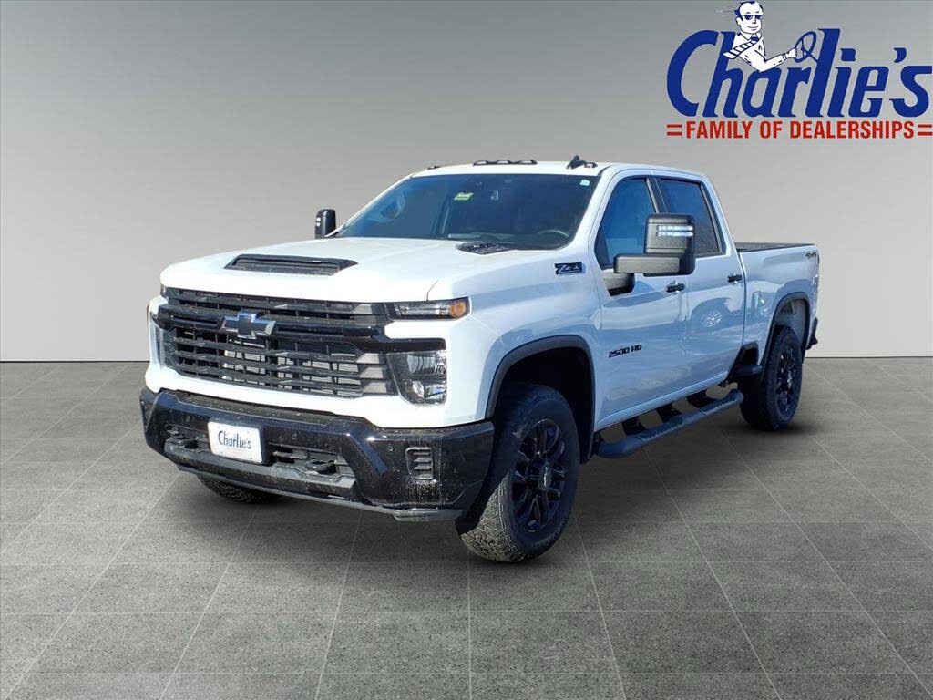 2026 Chevrolet Silverado 2500HD Custom Crew Cab 4WD