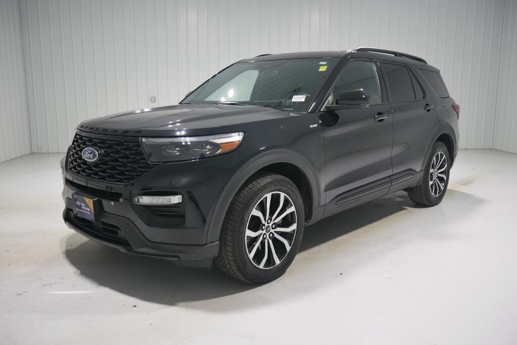 2022 Ford Explorer ST-Line AWD