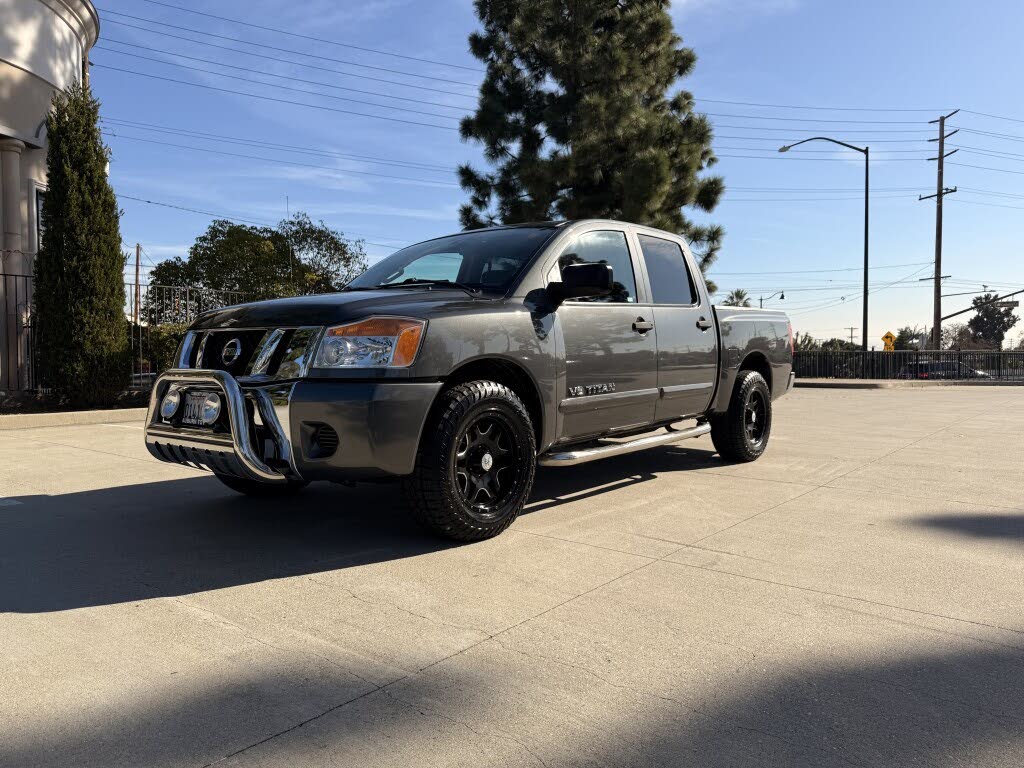2012 Nissan Titan SV Crew Cab