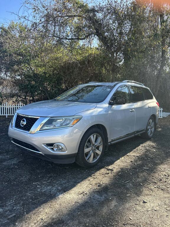 2015 Nissan Pathfinder SV