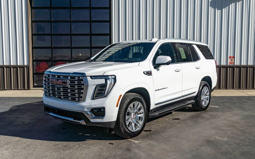 2025 GMC Yukon Denali RWD