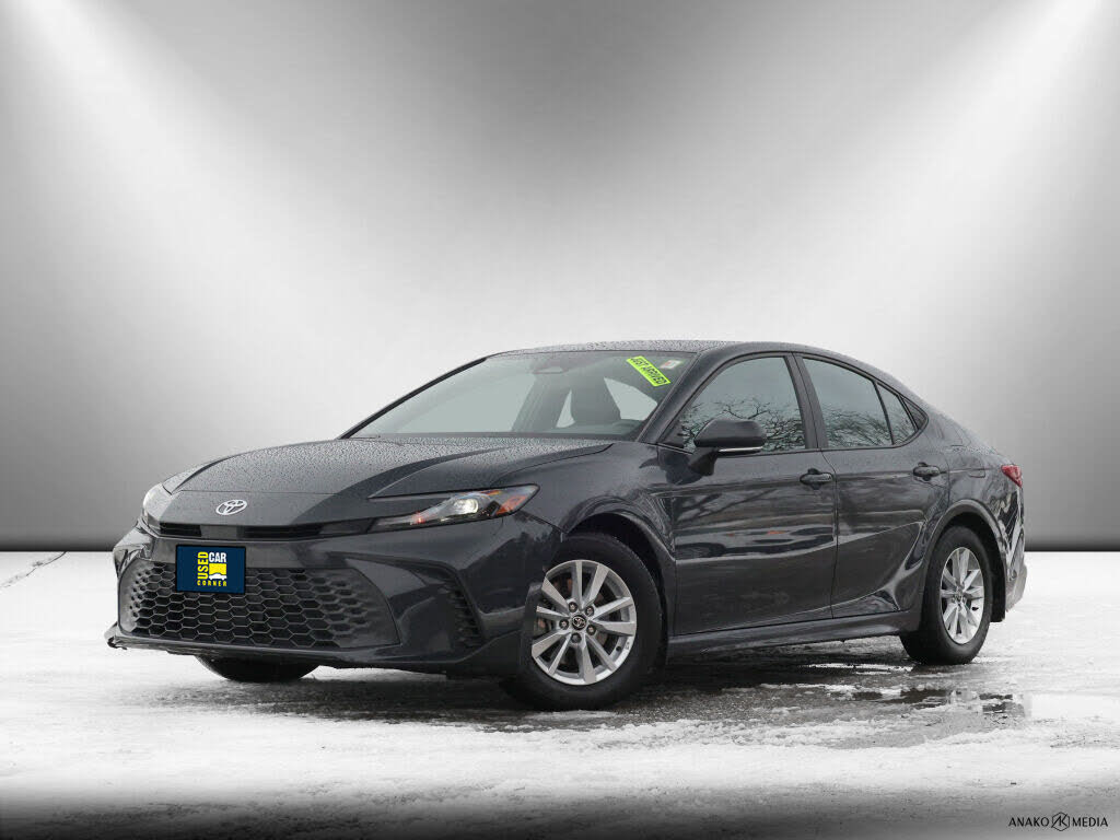 2025 Toyota Camry SE FWD