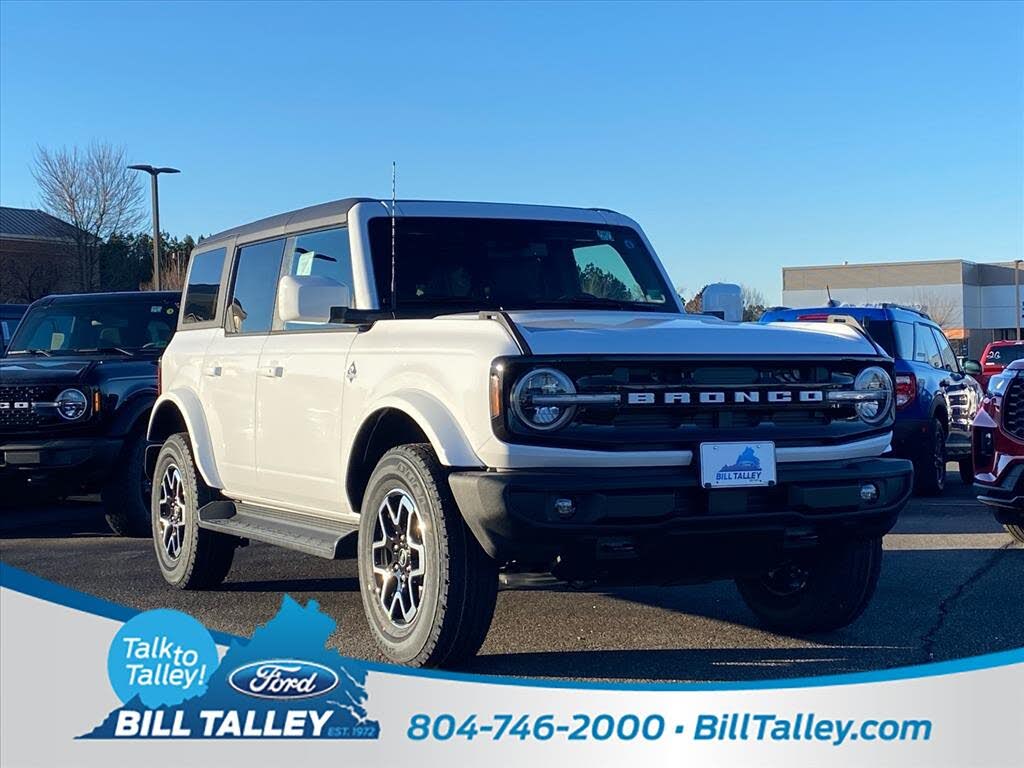2025 Ford Bronco Outer Banks 4-Door 4WD