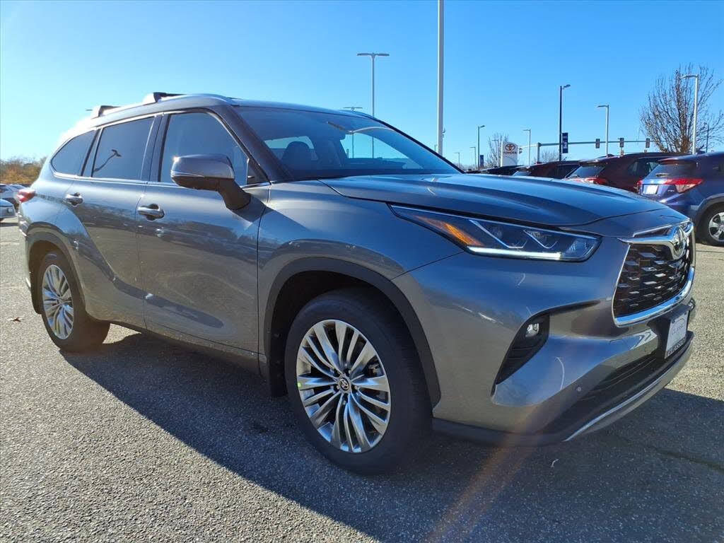 2026 Toyota Highlander Platinum AWD