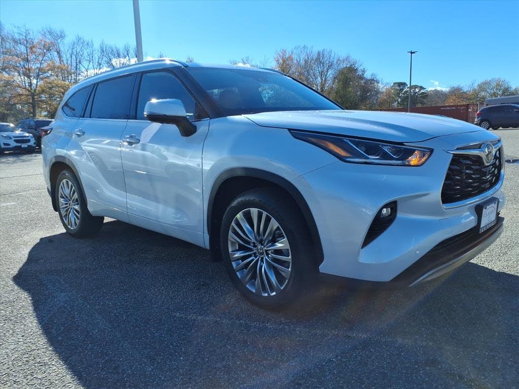 2026 Toyota Highlander Platinum AWD