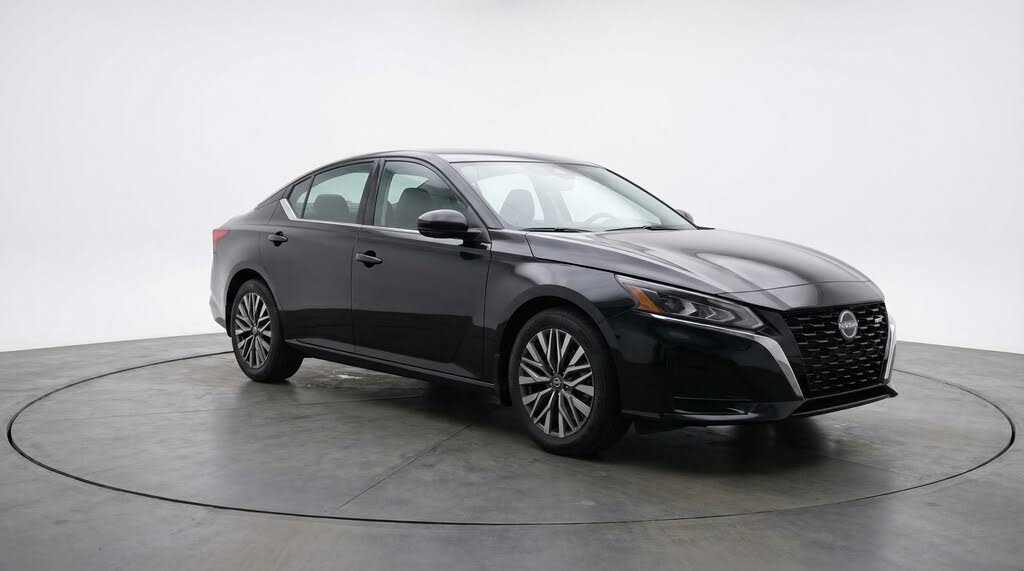 2025 Nissan Altima 2.5 SV FWD