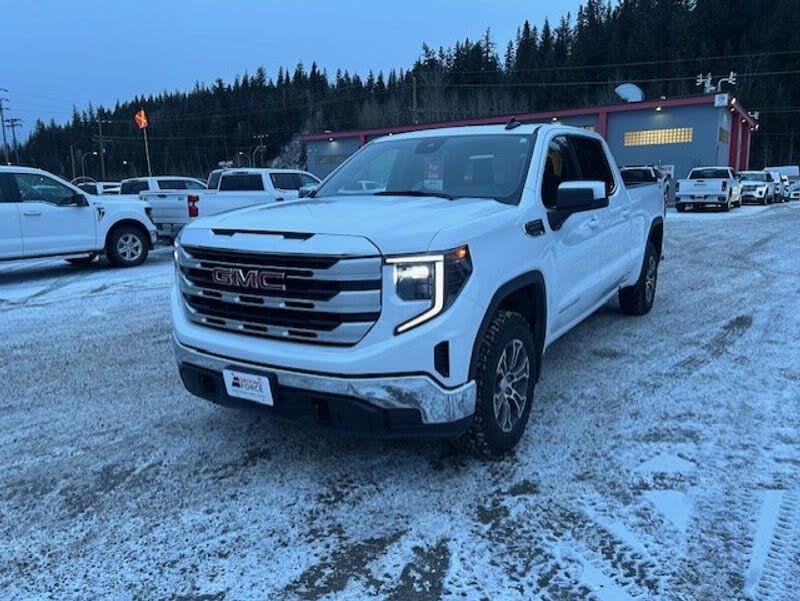 2024 GMC Sierra 1500 SLE Crew Cab 4WD