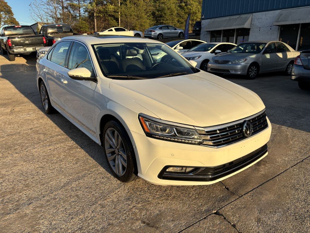 2017 Volkswagen Passat V6 SEL Premium