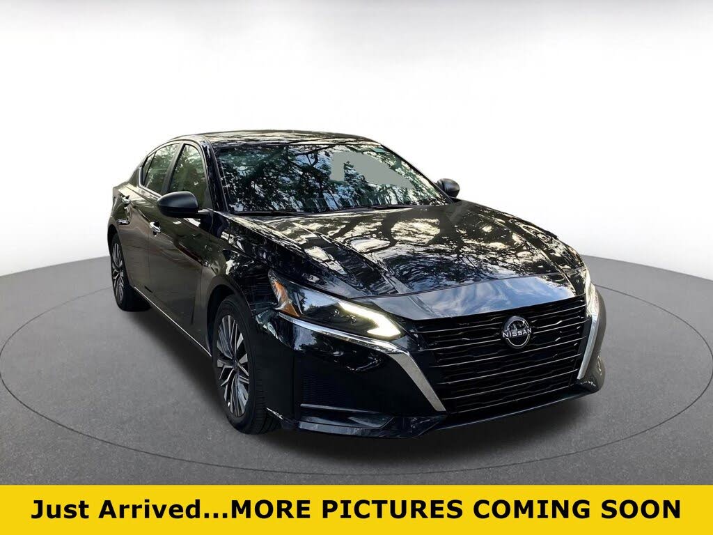 2025 Nissan Altima 2.5 SV FWD