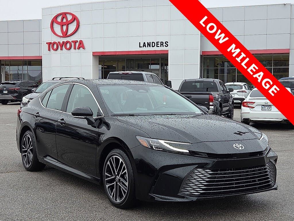 2026 Toyota Camry XLE FWD