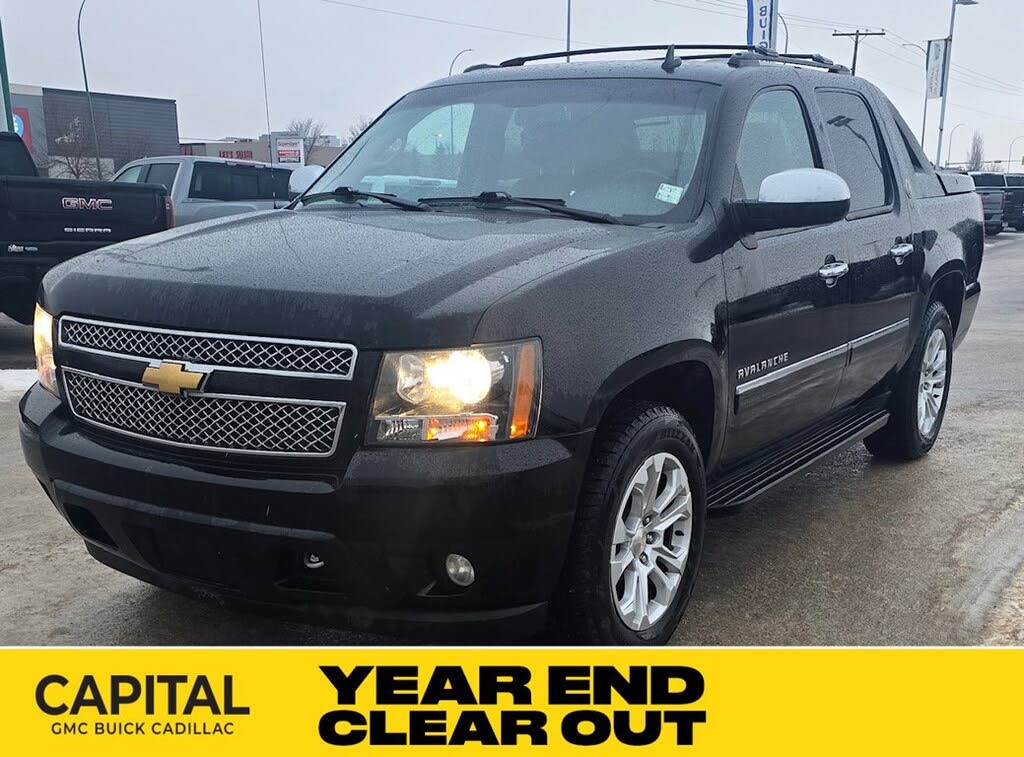 2013 Chevrolet Avalanche LTZ Black Diamond Edition 4WD